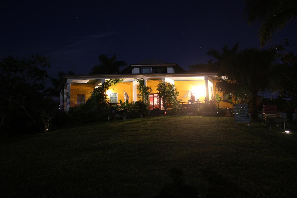 Germaican Hostel بورت أنطونيو المظهر الخارجي الصورة